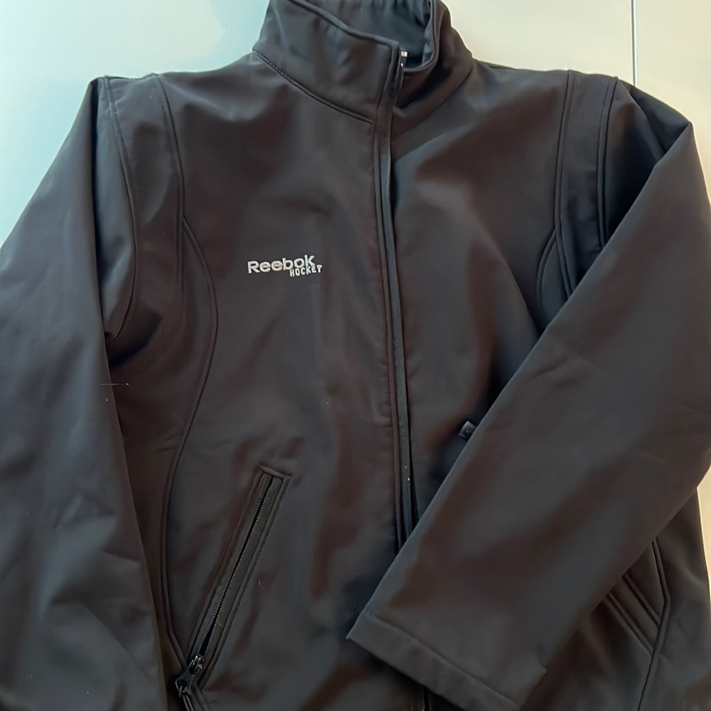 Reebok hockey impermeable a jacket for sports size medium kids